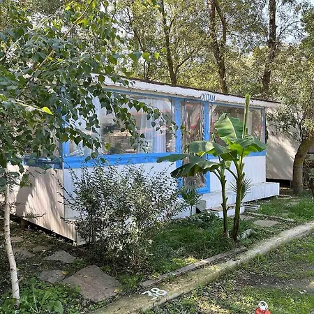 каравани съни и холи אתר קמפינג *